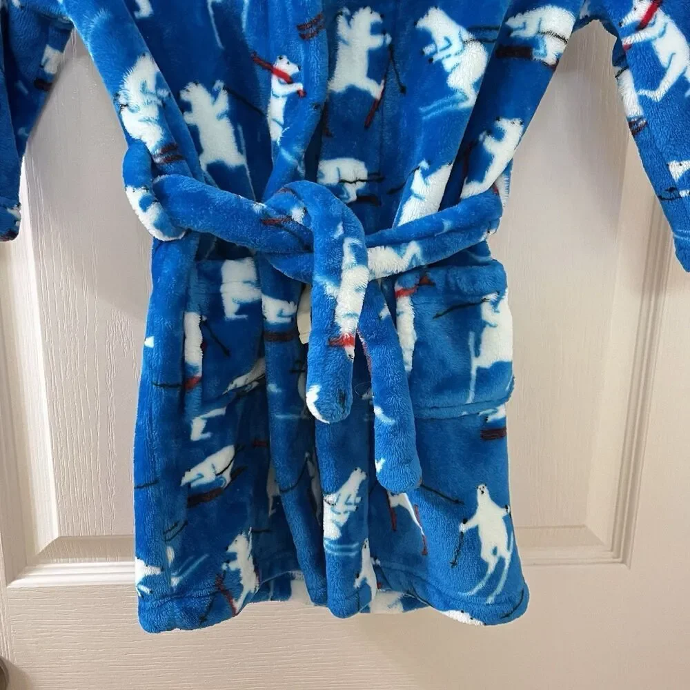 Hatley blue skiing
